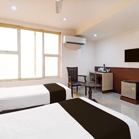 Super Townhouse Harmu Road Formerly Elite City Ranchi Exterior photo