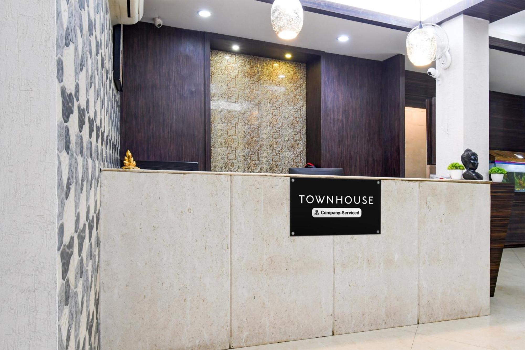 Super Townhouse Harmu Road Formerly Elite City Ranchi Exterior photo