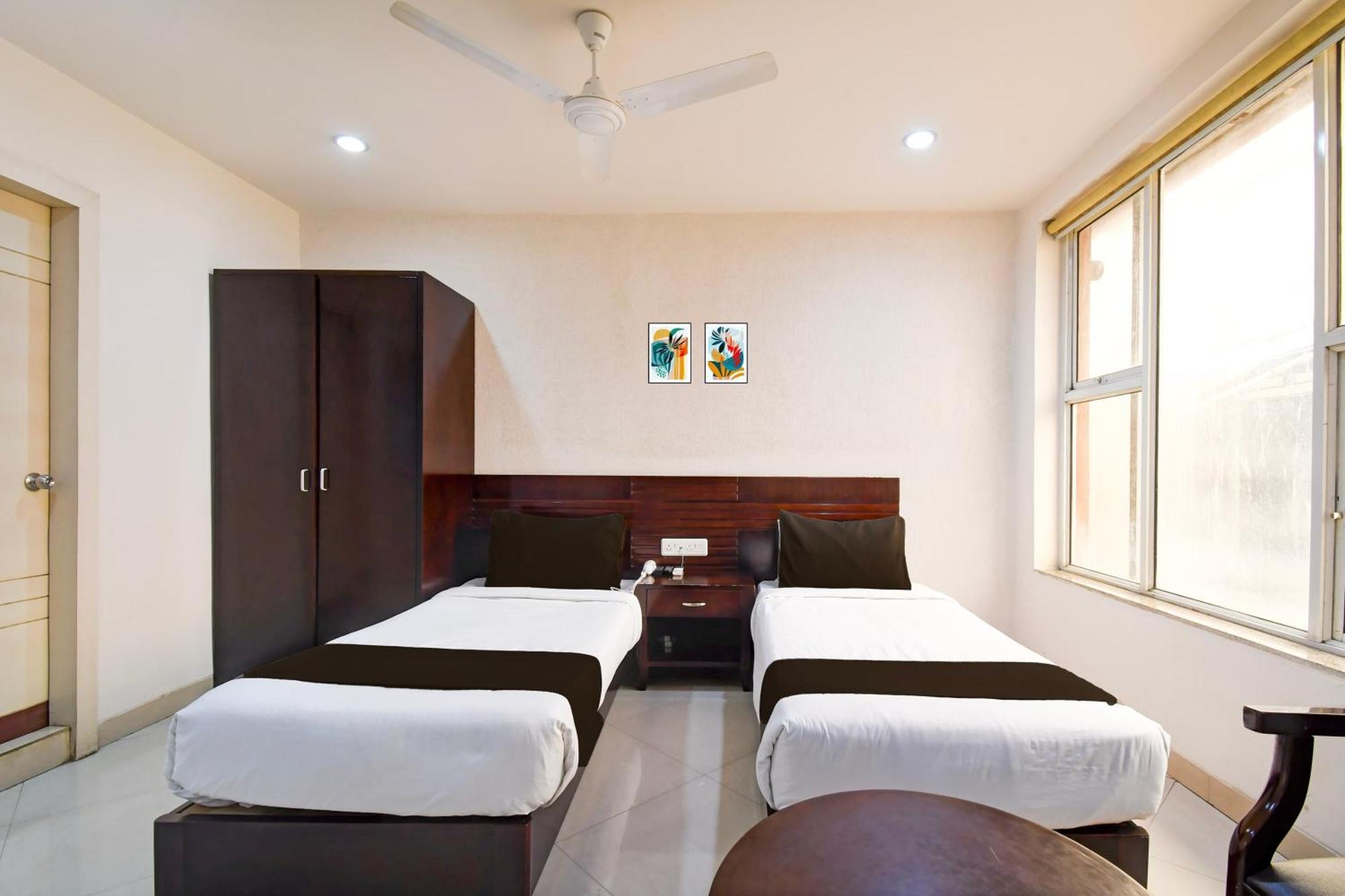 Super Townhouse Harmu Road Formerly Elite City Ranchi Exterior photo